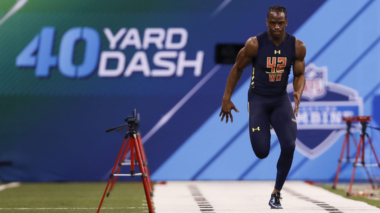 Dri Archer runs 40-yard dash in 4.26 seconds, narrowly misses Chris  Johnson's NFL scouting combine record - ESPN