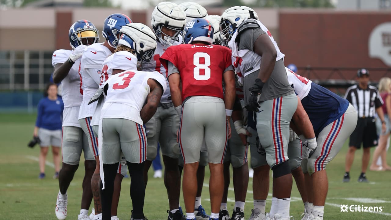 Practice Report (8/22): Sideline observations