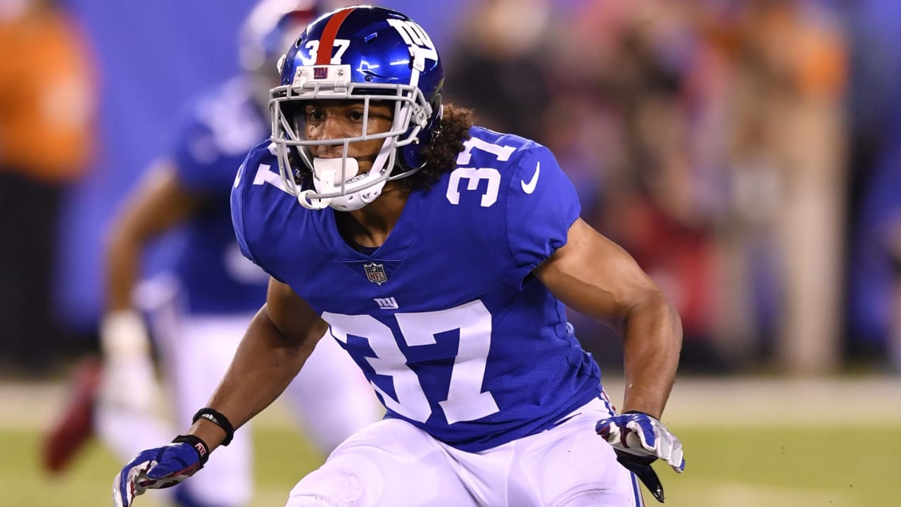 New York Giants linebacker Micah McFadden (41) lines up against the Arizona  Cardinals during the first half of an NFL football game, Sunday, Sept. 17,  2023, in Glendale, Ariz. (AP Photo/Rick Scuteri