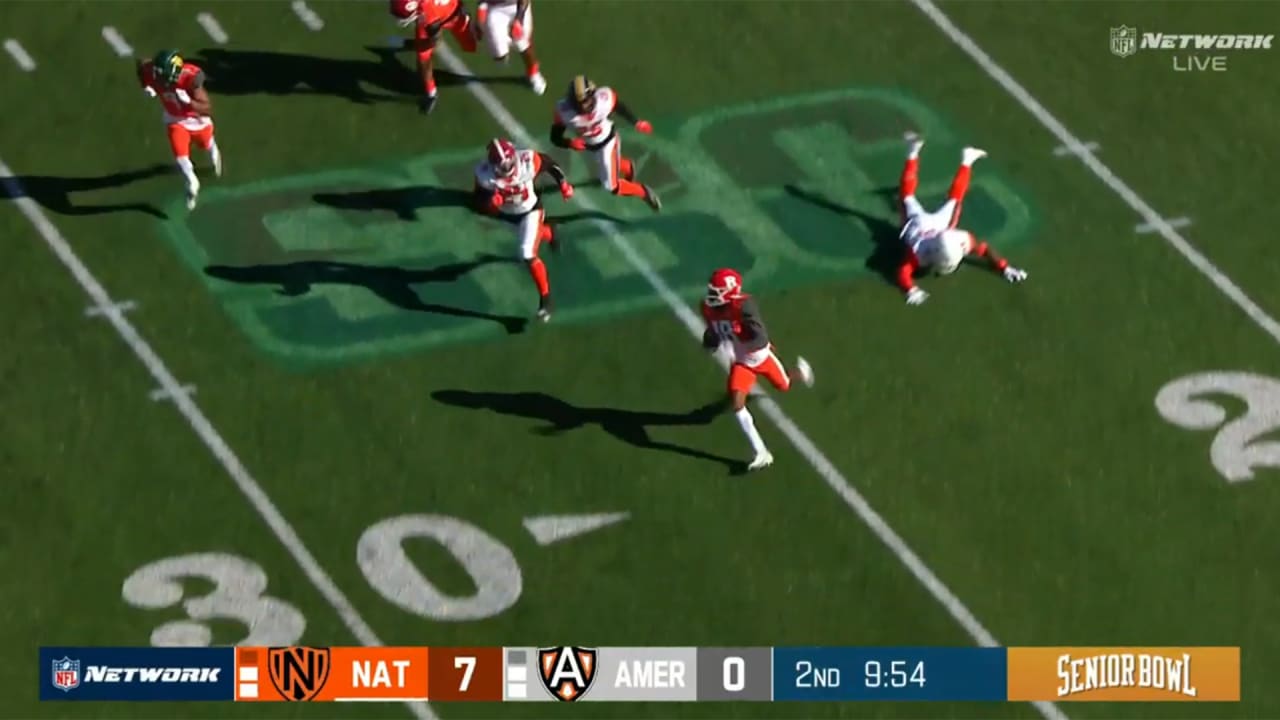 Rutgers WR Bo Melton hits corner for 15yard punt return