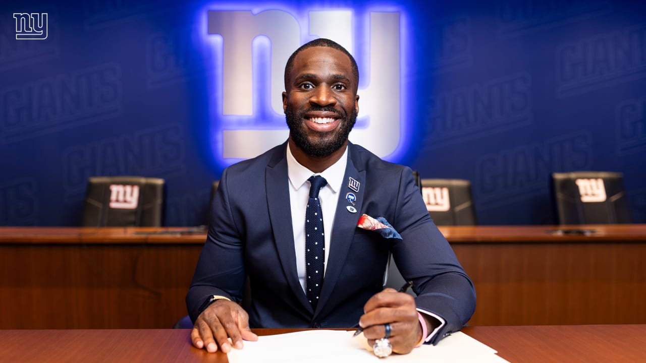 Prince Amukamara signs one-day contract to retire as a Giant