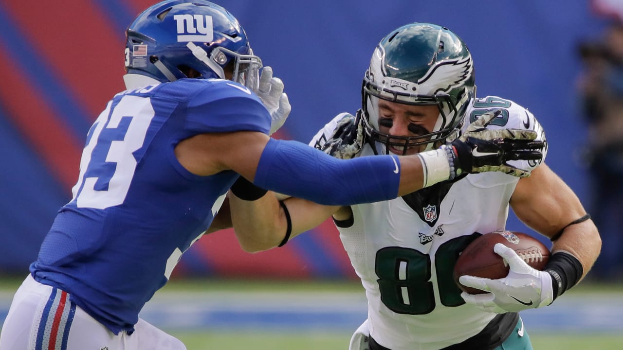 Jason Witten explains why he gave Eagles' Zach Ertz the only