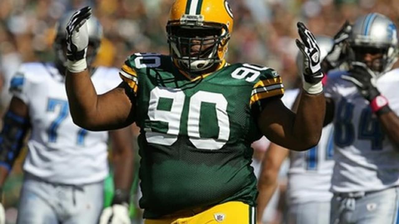 New York Giants potential free-agent target: B.J. Raji, DT, Green