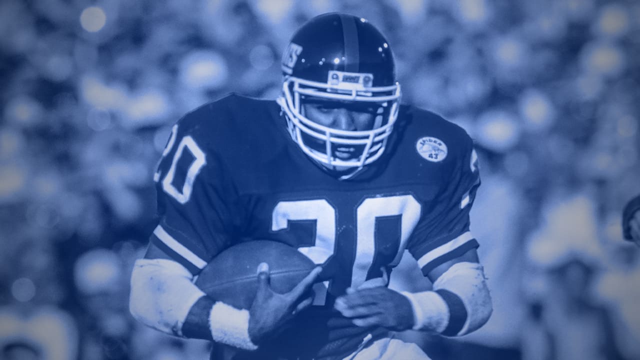 25 Jan 1987: Running back Joe Morris of the New York Giants runs