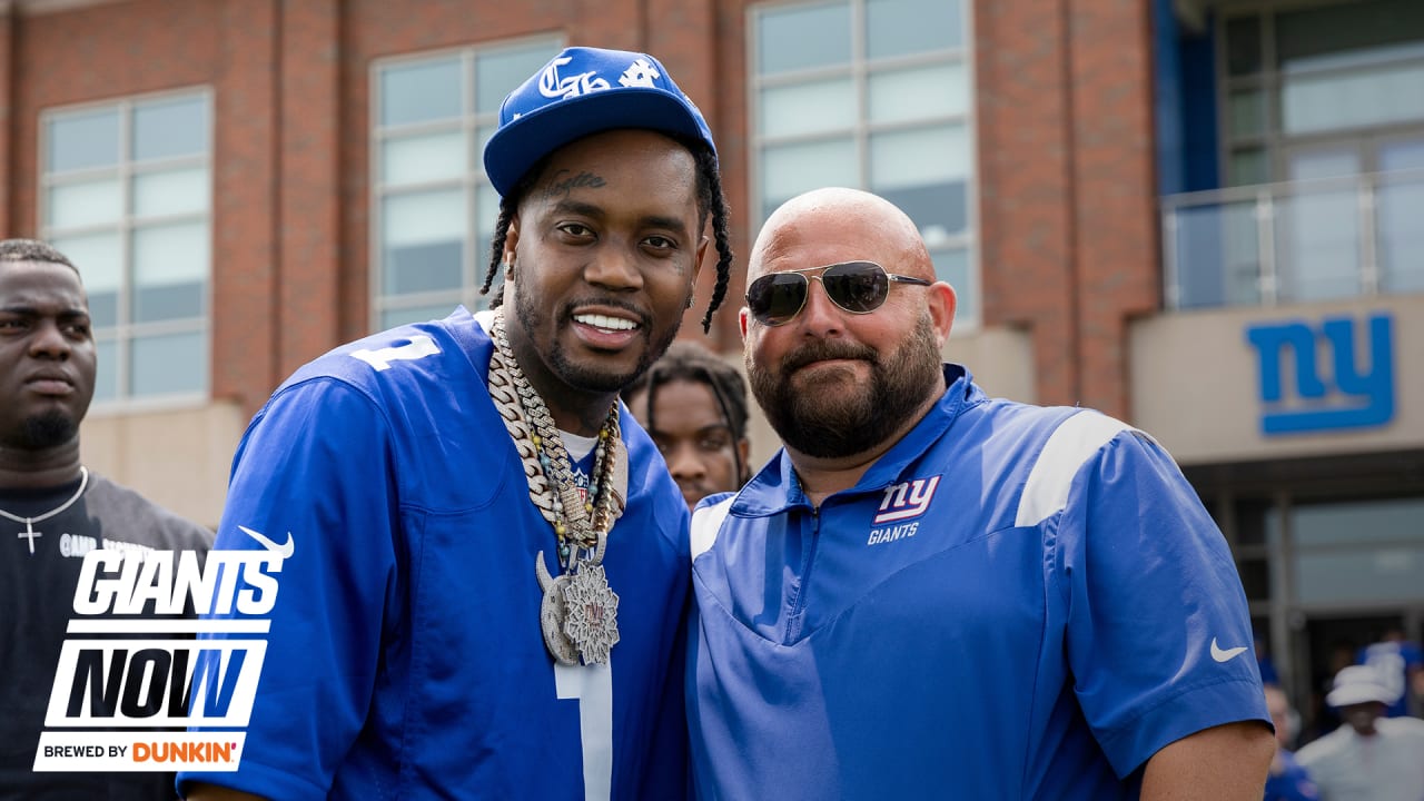Giants Now: Rapper Fivio Foreign stops by practice
