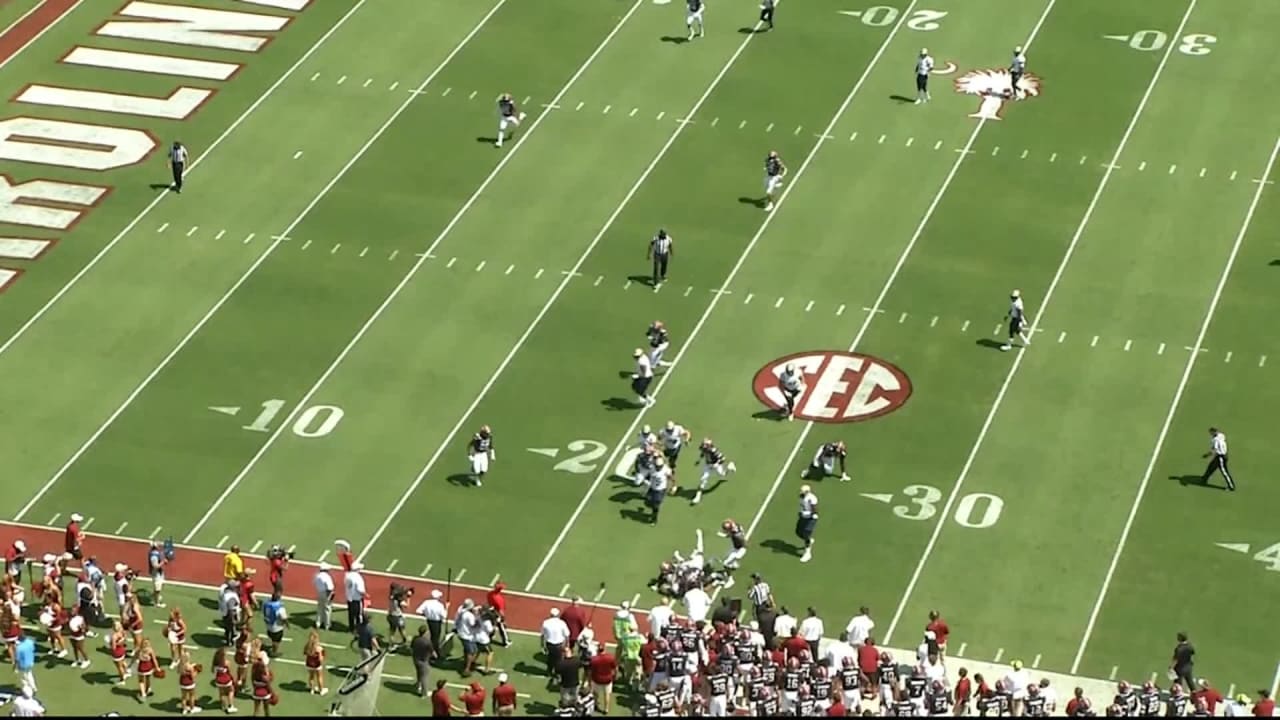 TJ Brunson outside run