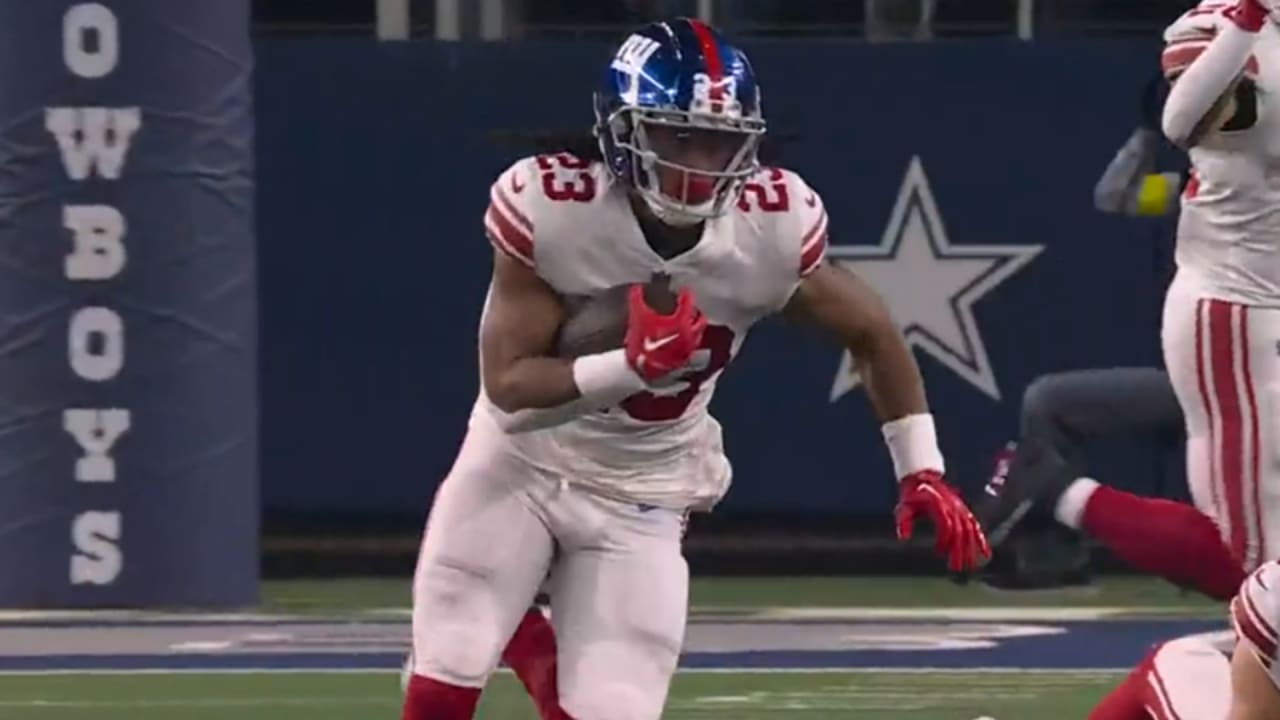 Giants' Darius Slayton catches flea flicker during busy practice