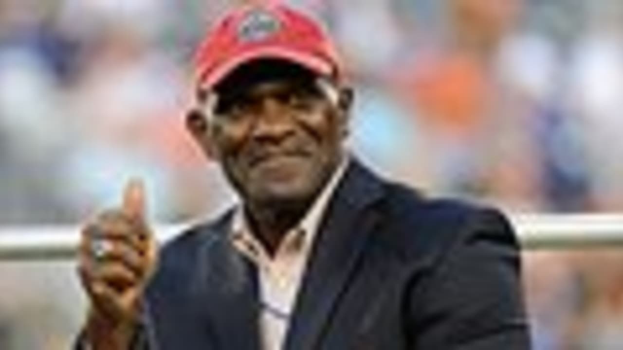 Harry Carson to announce 2nd round pick