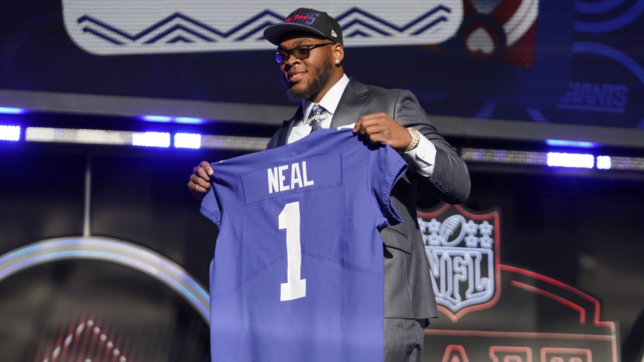 Congratulation Evan Neal New York Giants NFL Draft 2022 T-Shirt - REVER  LAVIE