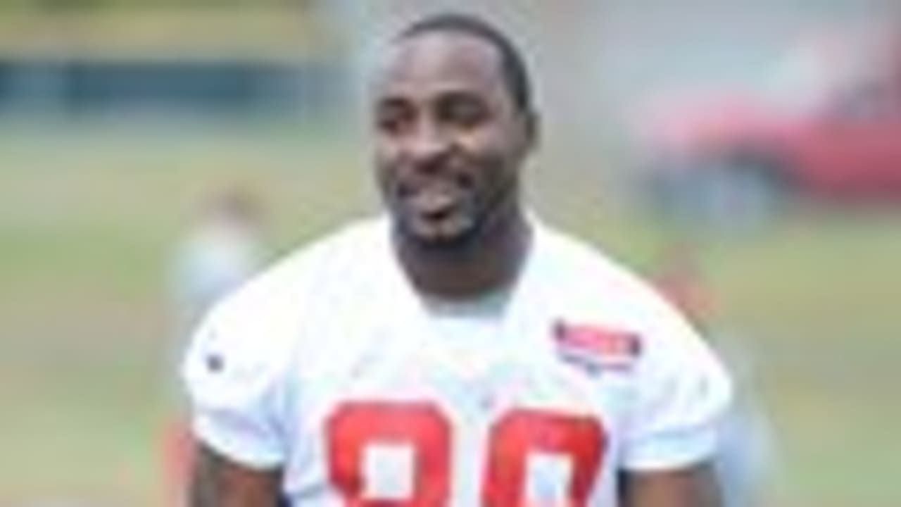 WR Hakeem Nicks aims to return soon