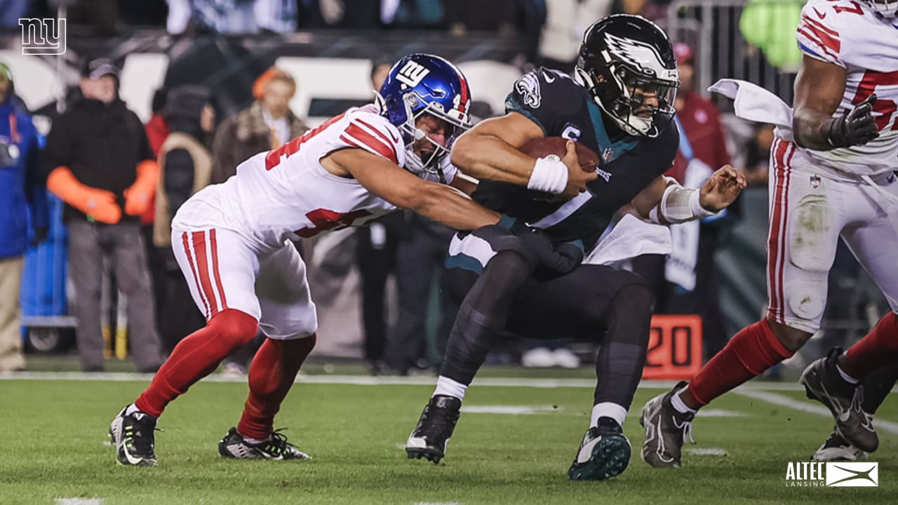 Metlife stadium giants eagles hi-res stock photography and images