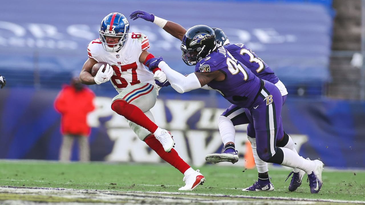 Ravens Arrive at M&T Bank Stadium Week 16 vs. Giants