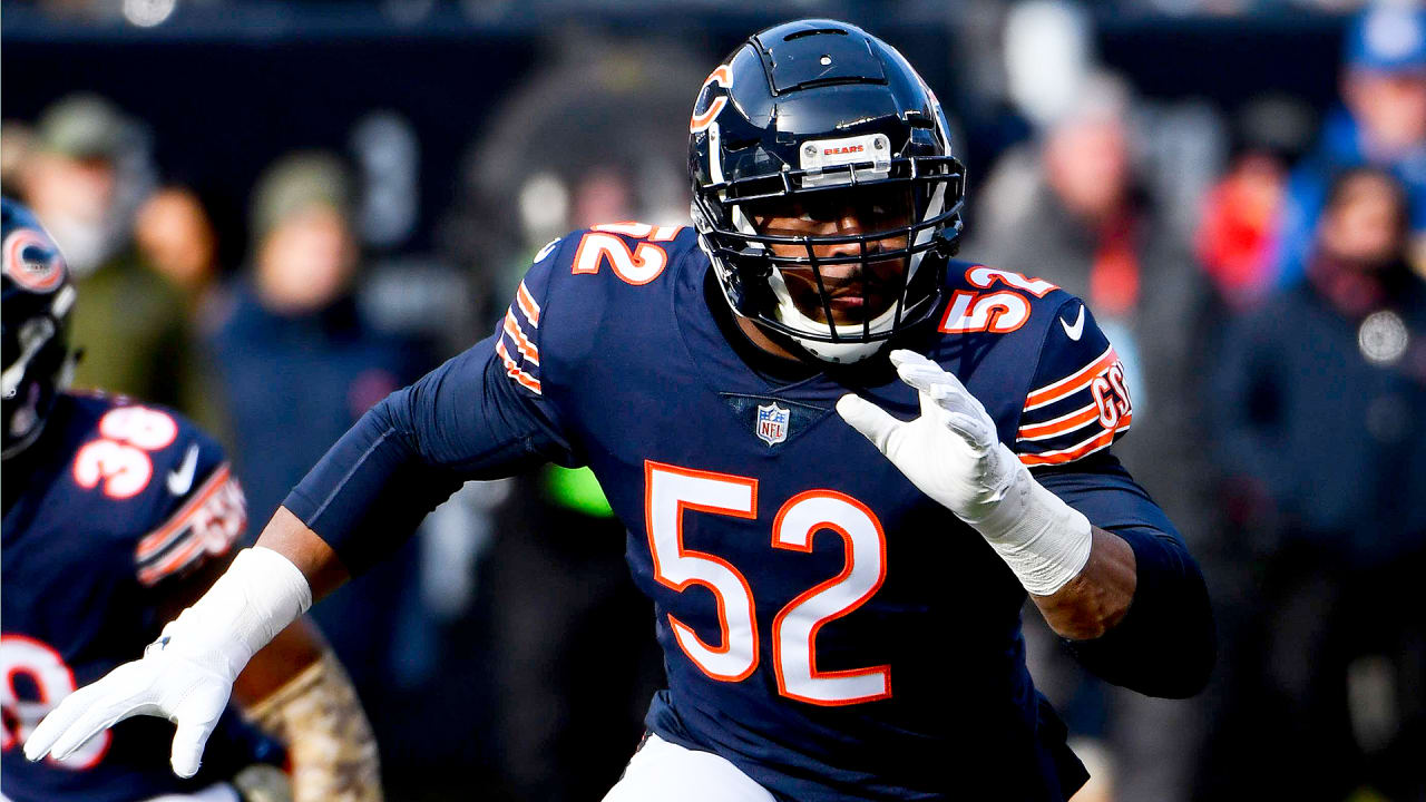 Chicago Bears offensive guard James Daniels (68) sets to block against the  Cincinnati Bengals during an