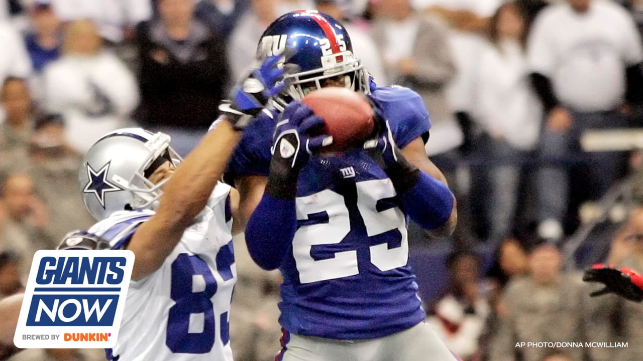 New York Giants Michael Strahan reacts to a sack in week 13 at Giants  Stadium in East Rutherford, New Jersey on December 4, 2005. The New York  Giants defeated the Dallas Cowboys