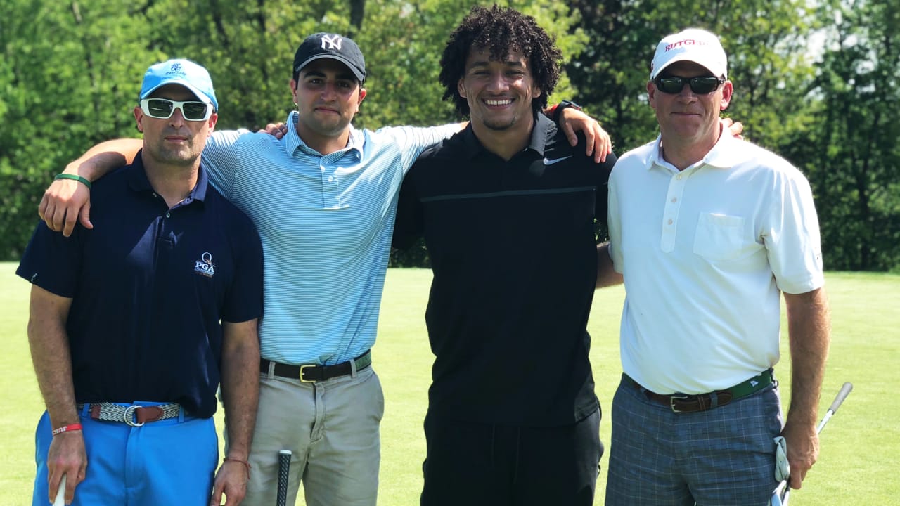 Fore! Giants tee off in 2018 Golf Invitational 