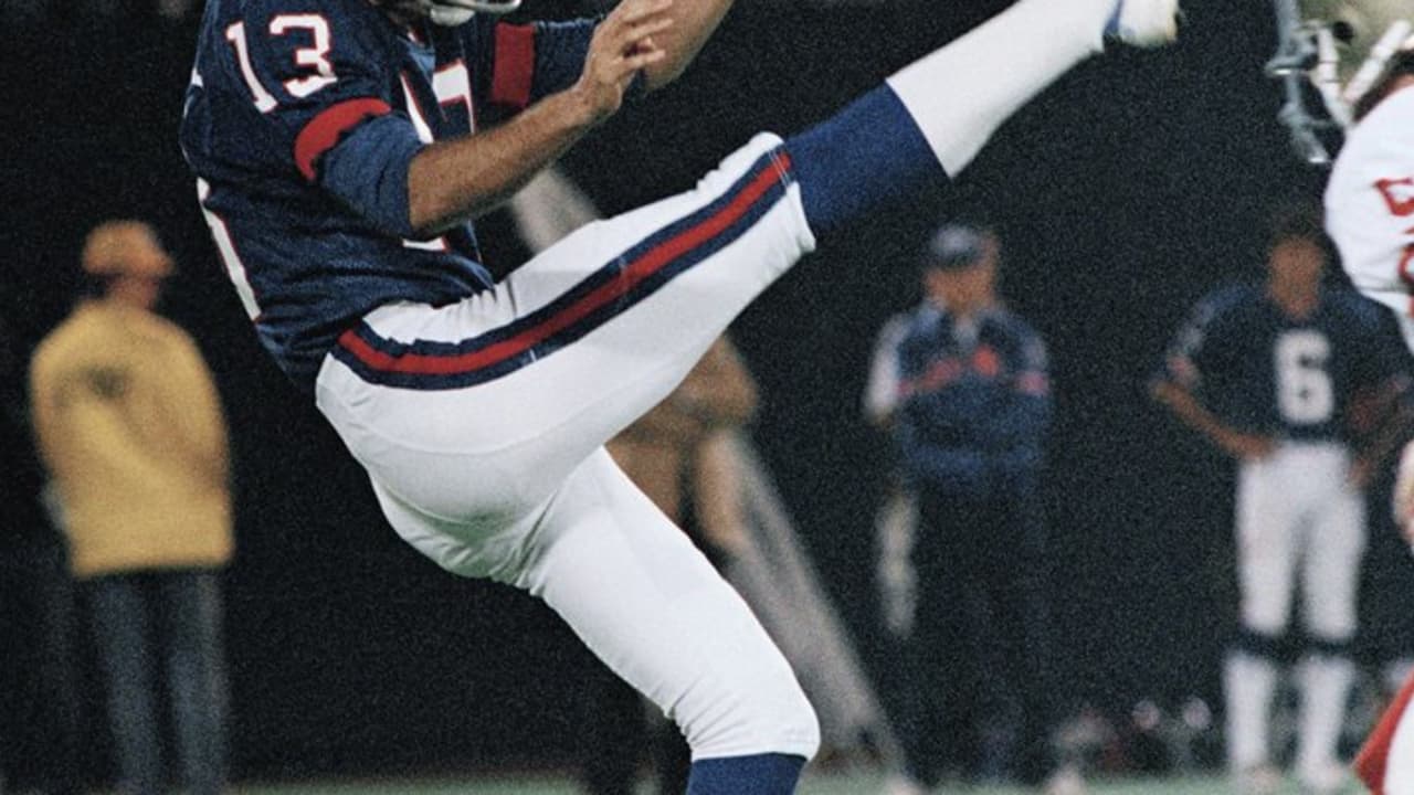 Dave Jennings, All-Pro Punter for Giants, Dies at 61 - The New York Times