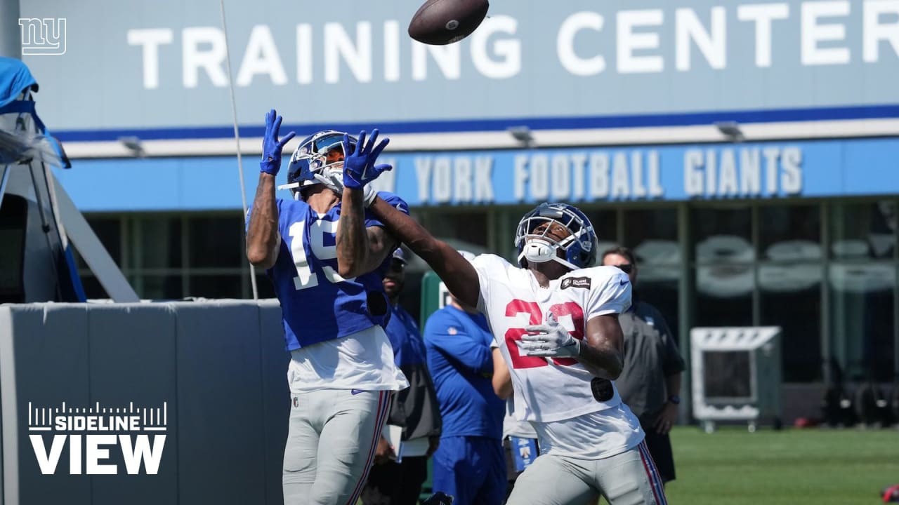 Daniel Jones-Kenny Golladay chemistry building at Giants camp