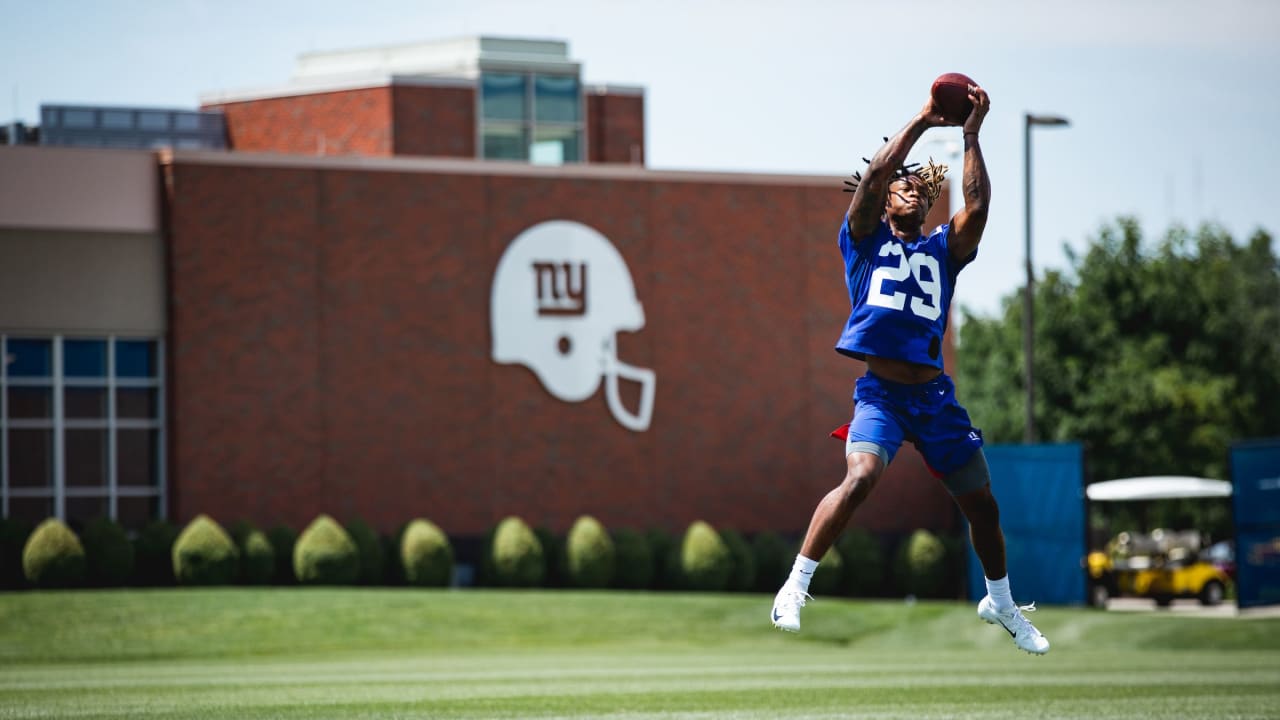 N.Y. Giants 2022 OTA practice session 