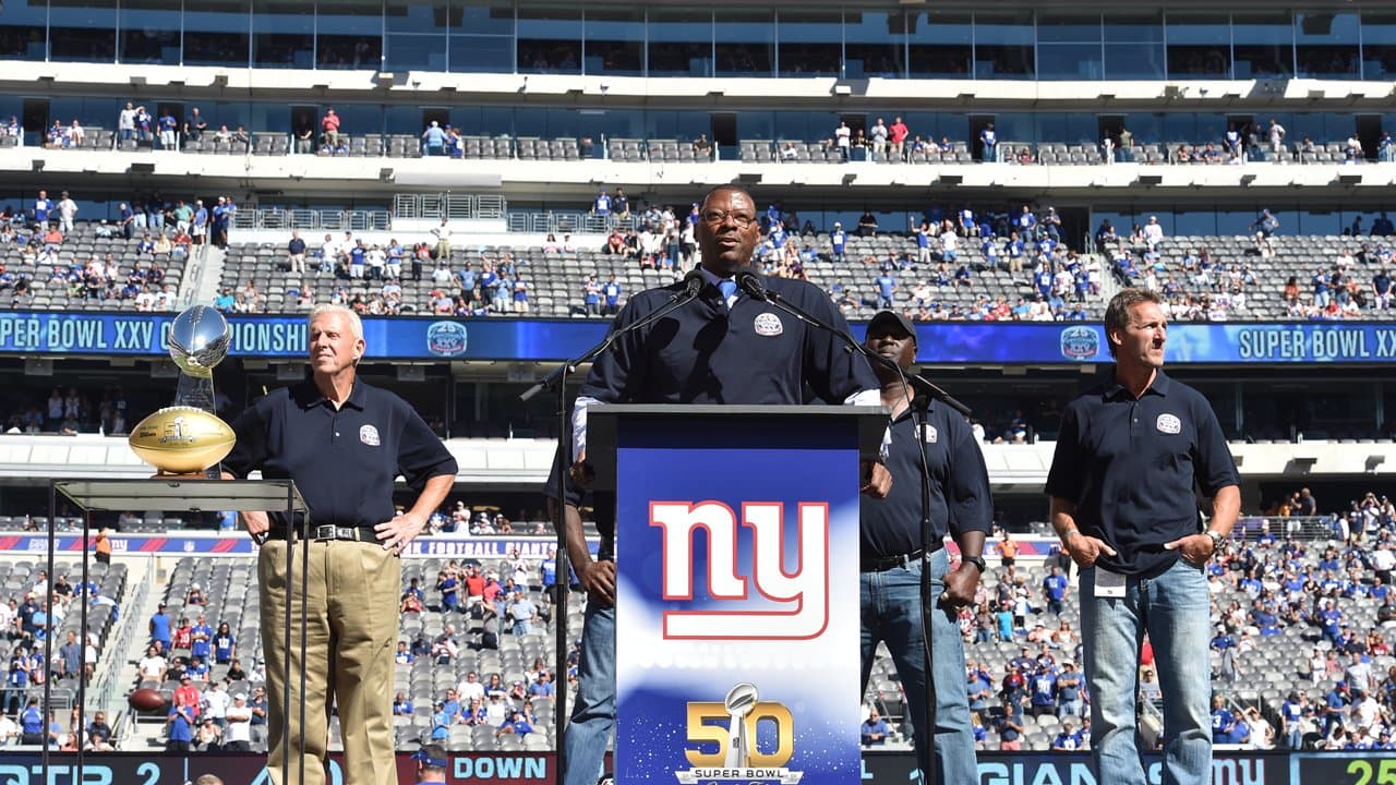 Giants Honor Super Bowl XXV Team at Halftime