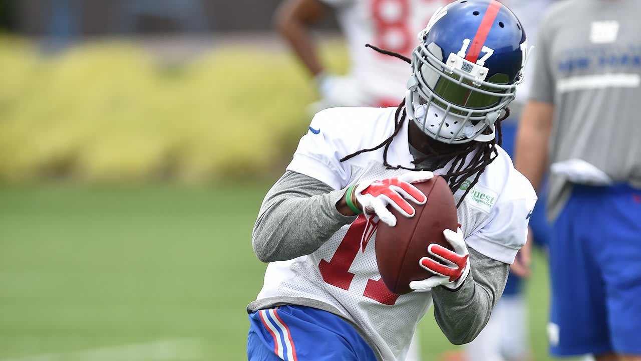 First Look: New Giants Hit The Field