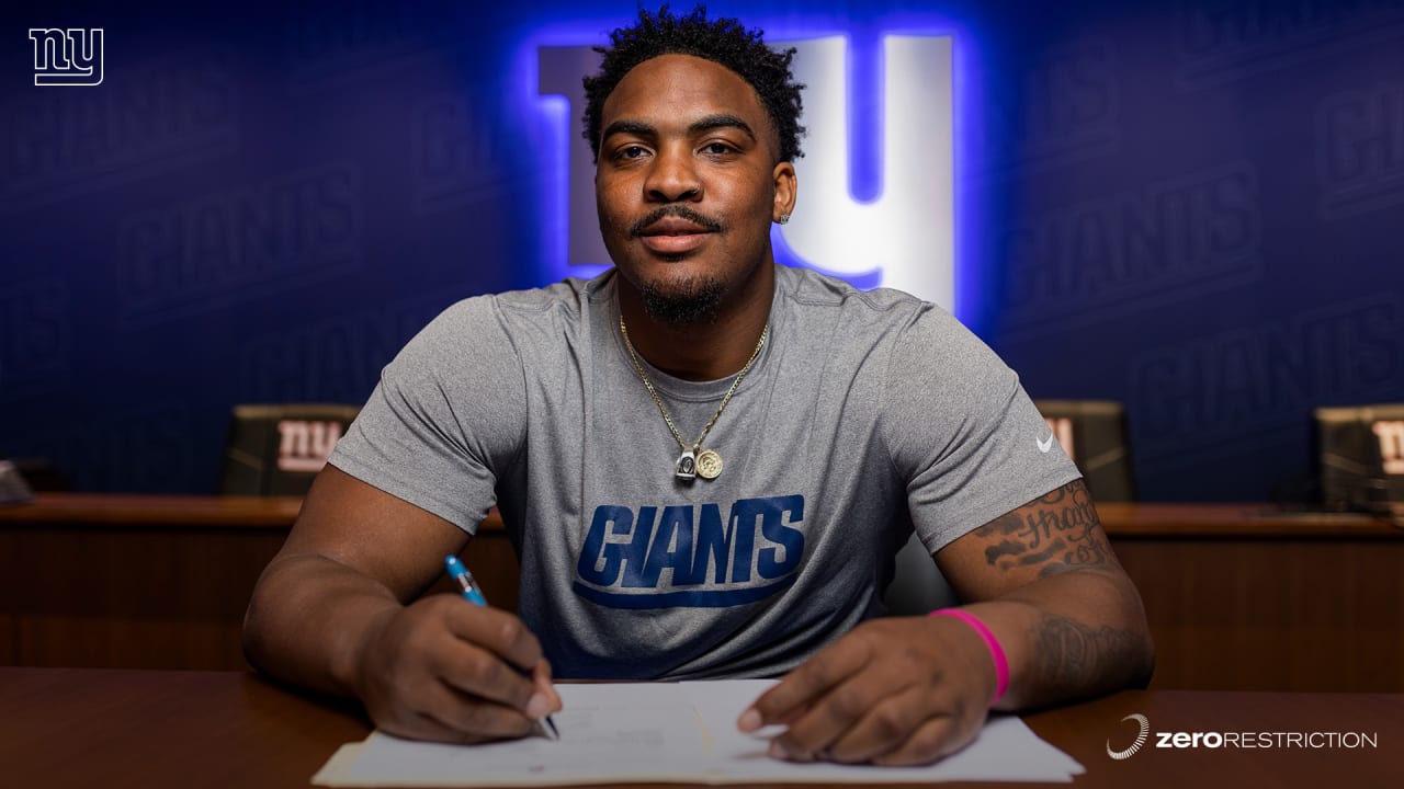 DL Jordon Riley signs rookie contract; 4th member of draft class to sign