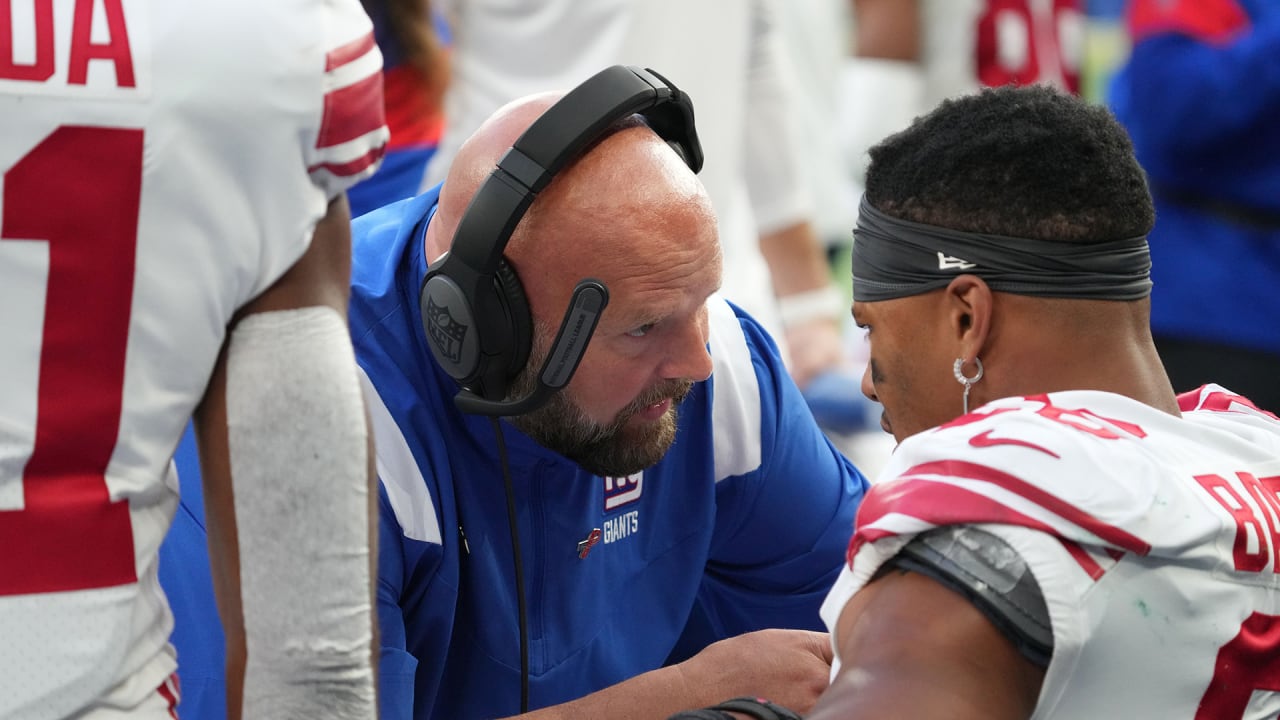 Giants coach Daboll says Saquon Barkley's ankle improving and he