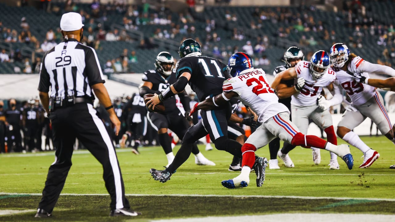 Giants QB Daniel Jones rips off 80-yard run; of course, he trips himself  short of goal line