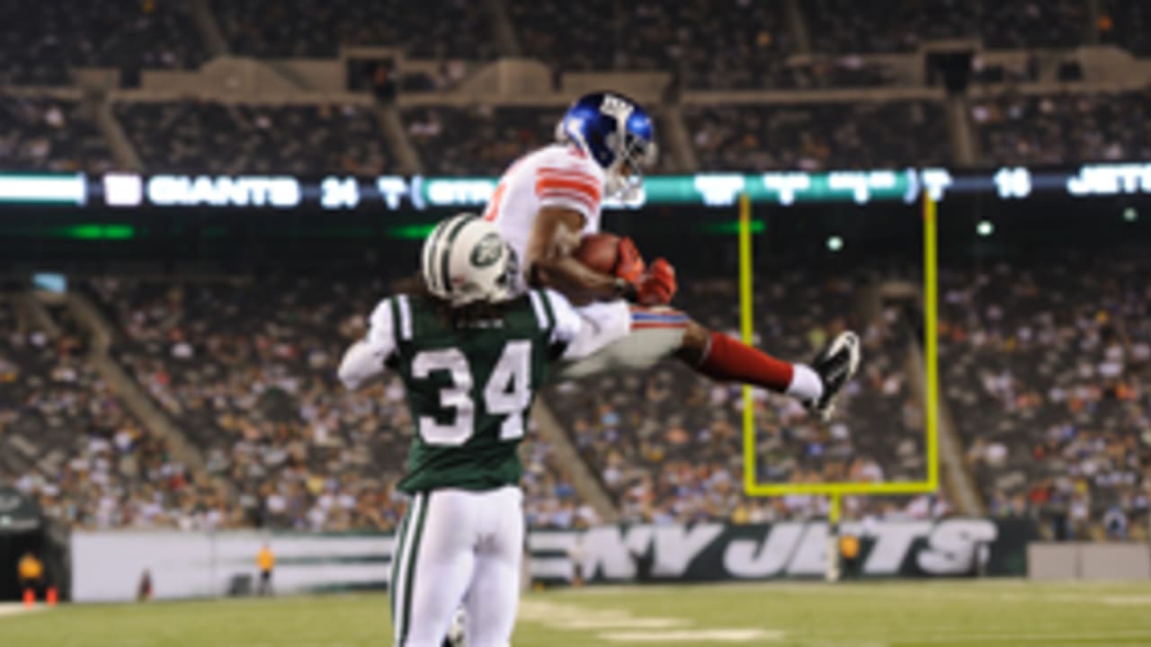 NY Giants' Victor Cruz, kicked out of UMass twice, gets act