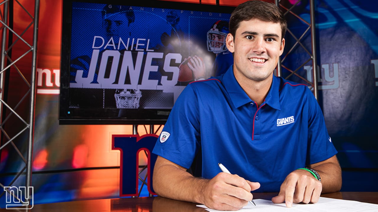 Giants restructure Daniel Jones' contract, prepare for Dallas Cowboys  opener – New York Daily News