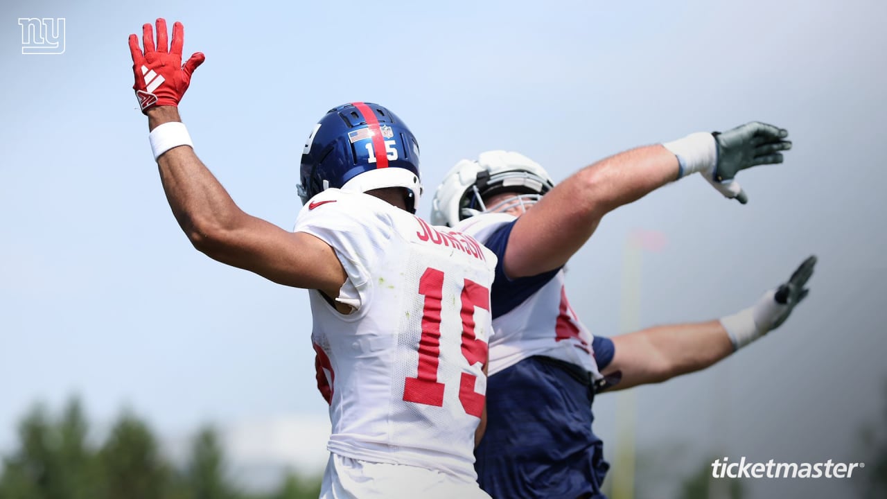 New York Giants wide receiver Collin Johnson (15) participates