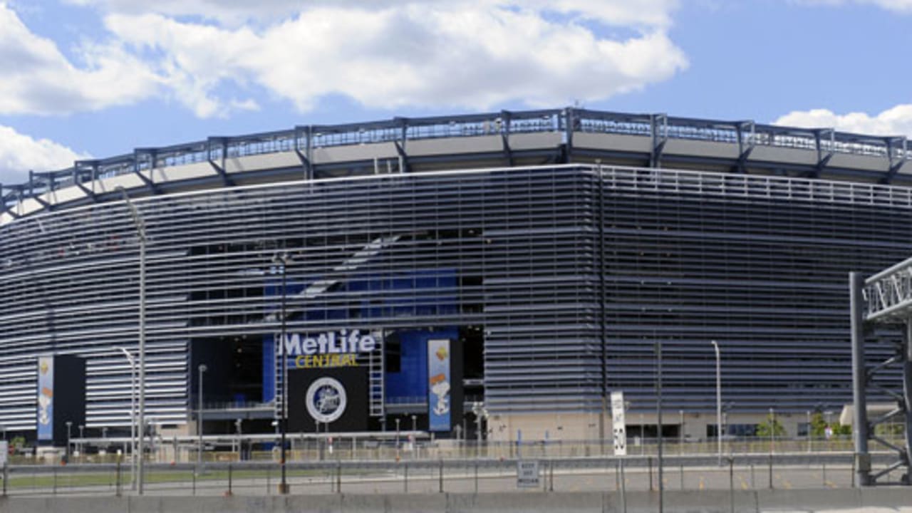 Bud Light Beer Garden at MetLife