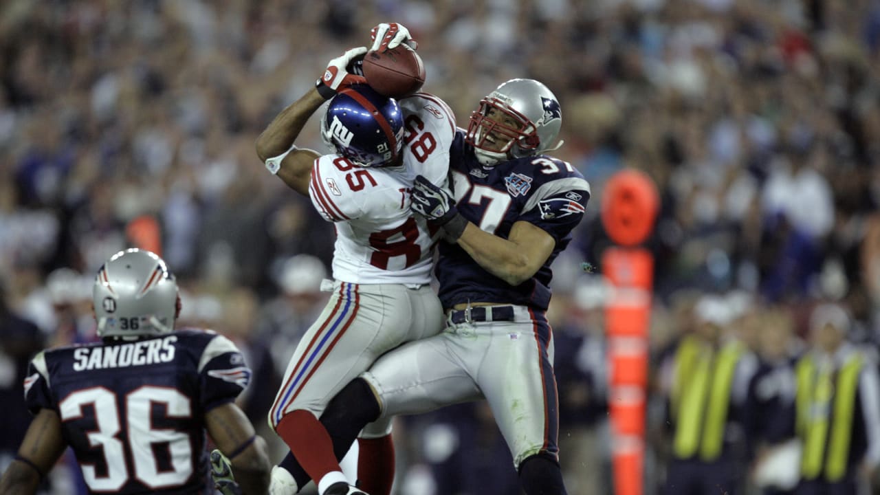 Giants Upset Undefeated 2007 Patriots, Super Bowl XLII