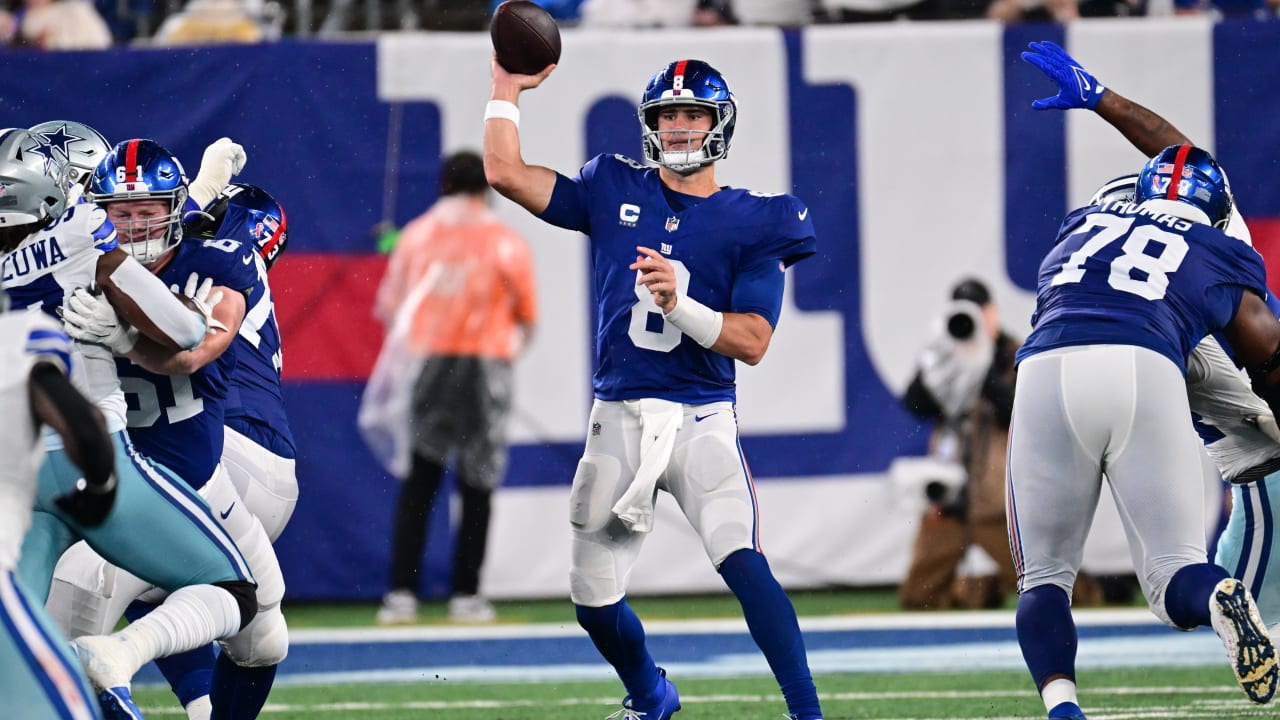 Giants crushed by Cowboys in 40-0 loss, focus on redemption in next game -  BVM Sports