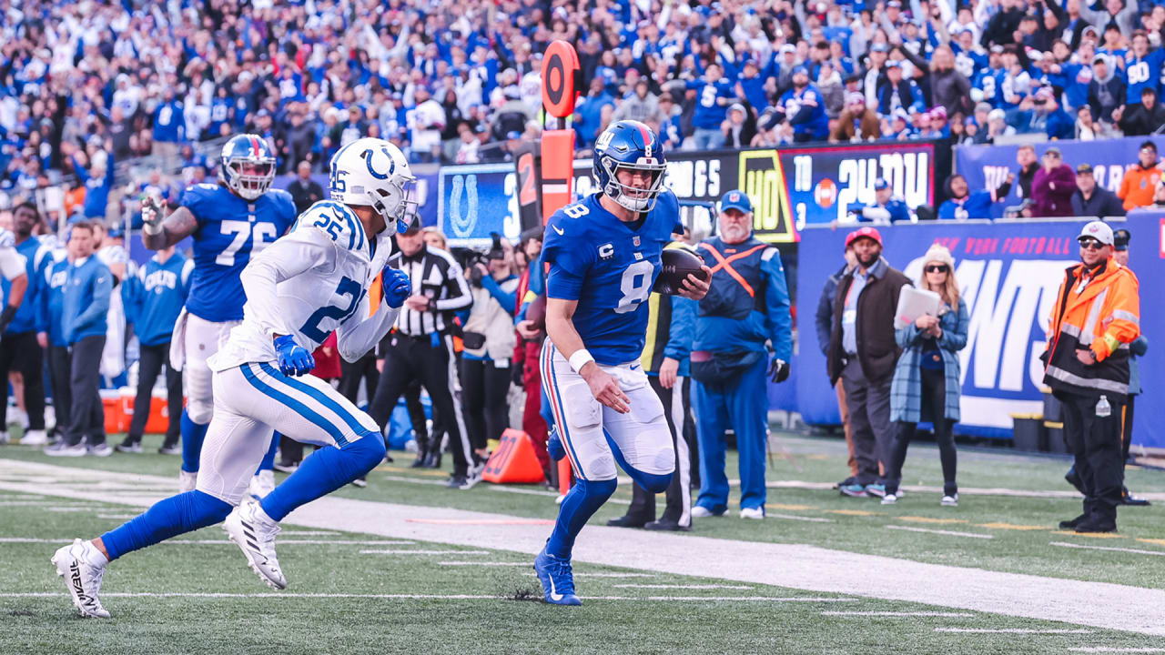 January 1, 2023, East Rutherford, New Jersey, USA: New York Giants wide  receiver Richie James (80) does a flip in the end zone after scoring a  touchdown during a NFL game against