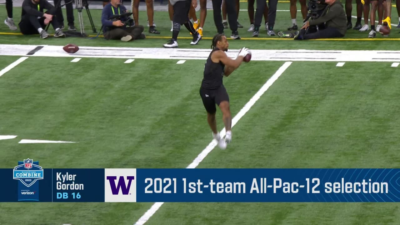 Defensive back official 4.52-second Kyler Gordon runs 40-yard dash at 2022  combine