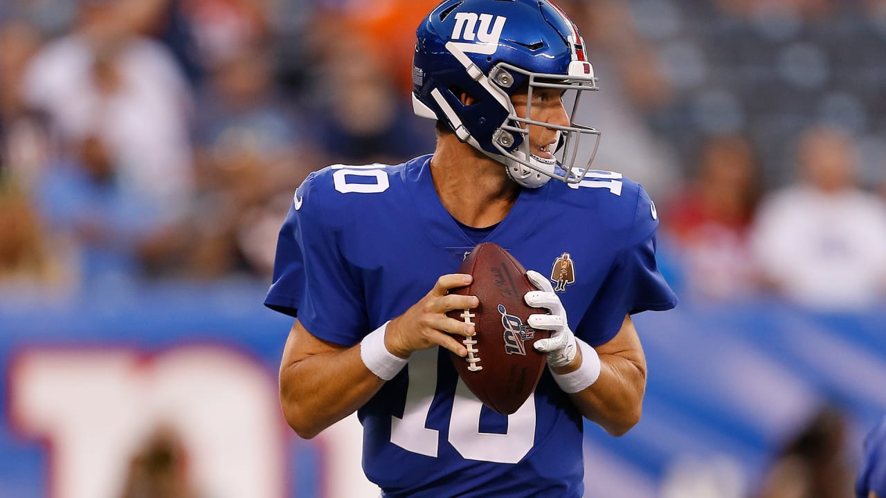 August 16, 2019, Chicago Bears quarterback Mitchell Trubisky (10) throws  the ball prior to the NFL preseason game between the Chicago Bears and the  New York Giants at MetLife Stadium in East