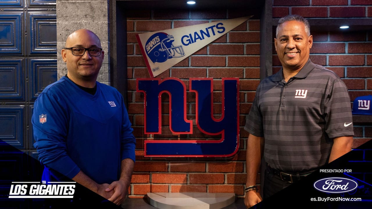 Los Gigantes Meet the "Giants en Español" broadcast duo