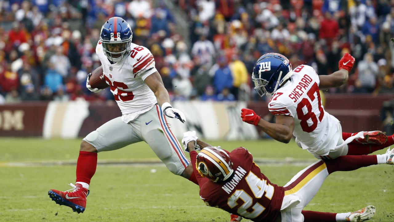 Can't-Miss Play: New York Giants running back Saquon Barkley's pylon-reach  TD pulls Giants within one score