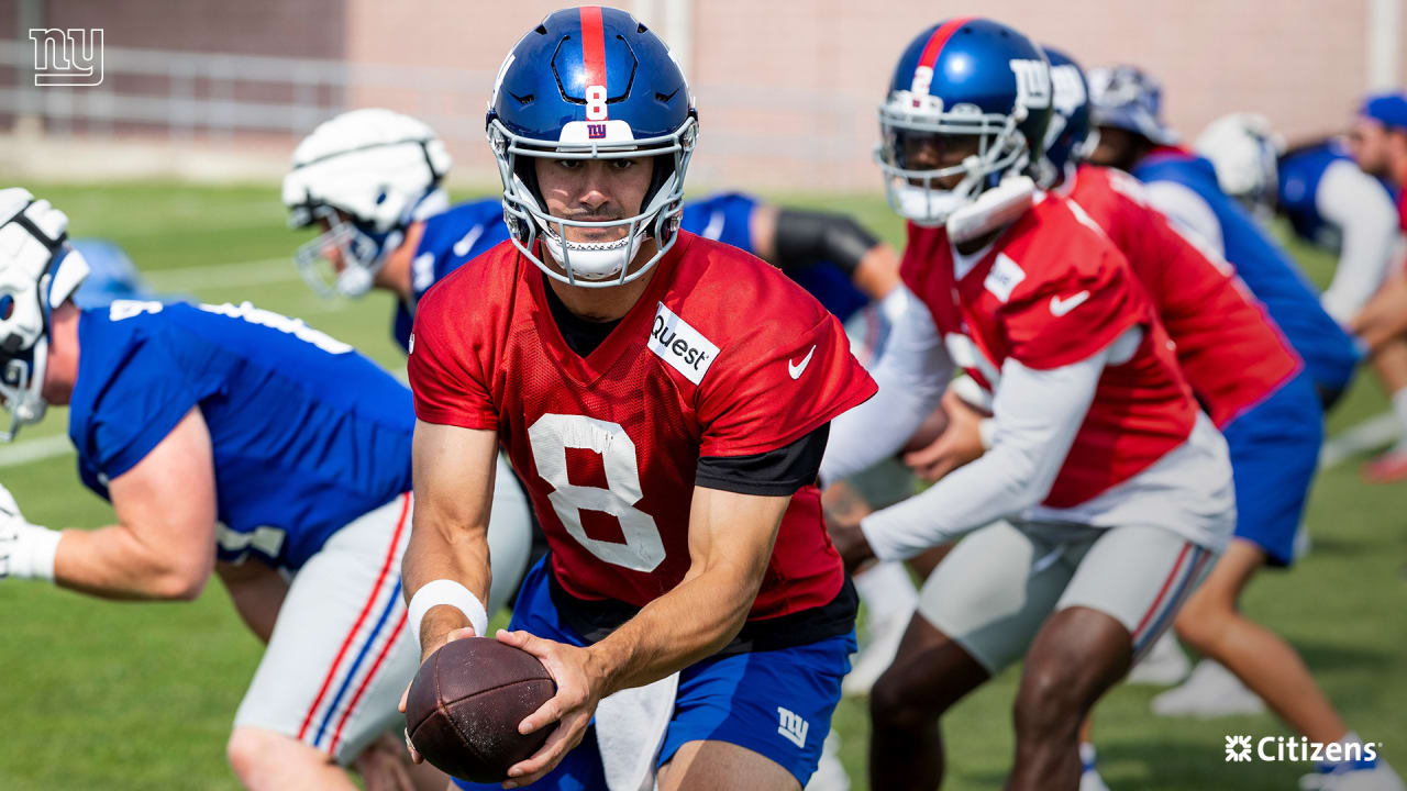 Giants' Daniel Jones evaluation complicated due to team's roster