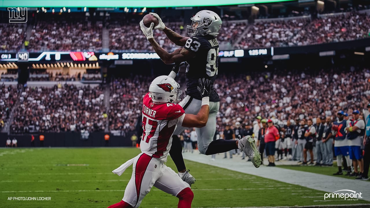 Tight end (83) Darren Waller of the Las Vegas Raiders warms up before  playing against the Los Angeles Chargers in an NFL football game, Sunday,  Sept. 11, 2022, in Inglewood, Calif. Chargers