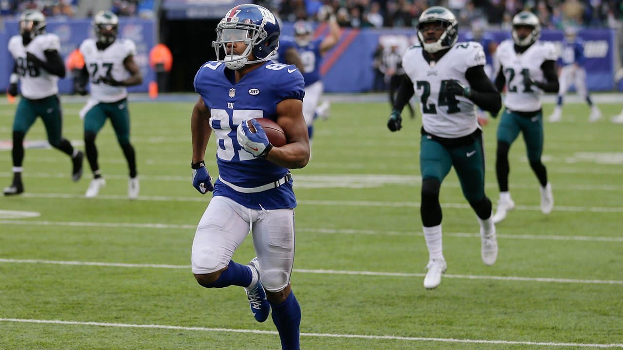 New York Giants ELI MANNING completes pass to SHEPARD STERLING