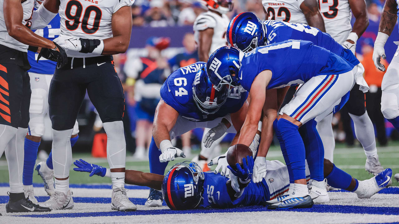 New York Giants on X: Corbin punches it in 