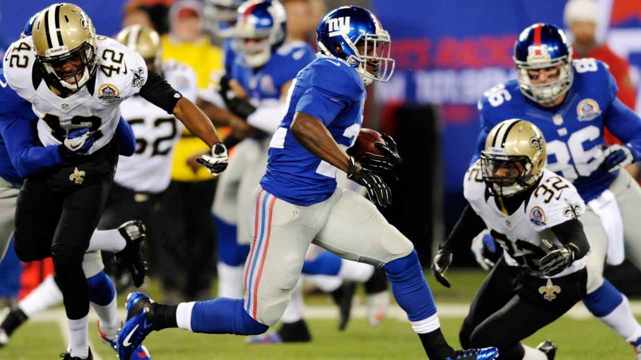 David Wilson celebrates TD with double backflip, then leaves game (neck) -  Sports Illustrated