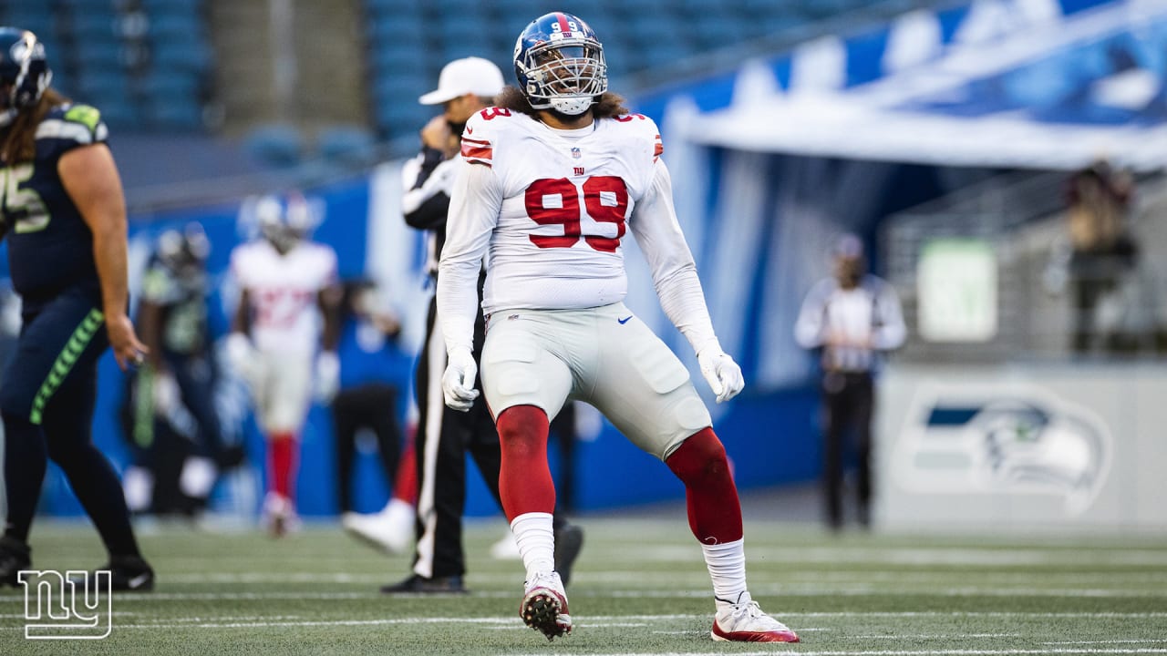 WATCH: Browns DT Jordan Elliott gets first career solo sack against Falcons