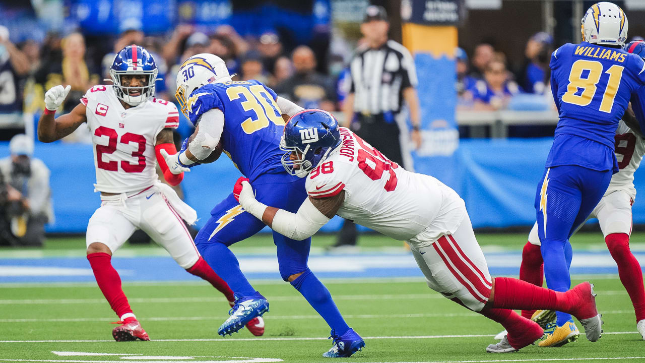 Giants struggle in 37-21 road loss to Chargers - Vimarsana News