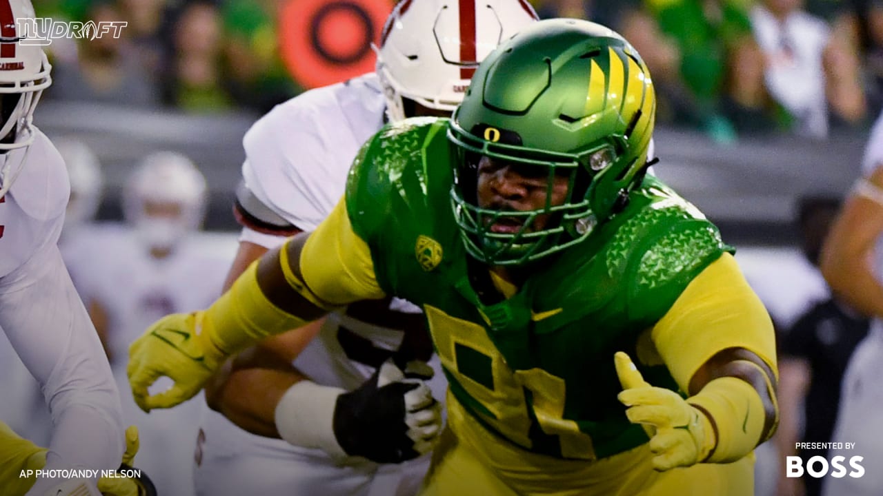 Top photos of DL Jordon Riley