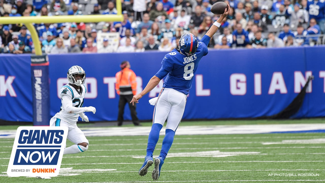 New York Giants outside linebacker Quincy Roche (95) runs up the field  during an NFL football game against the Dallas Cowboys, Sunday, Dec. 19,  2021, in East Rutherford, N.J. The Dallas Cowboys