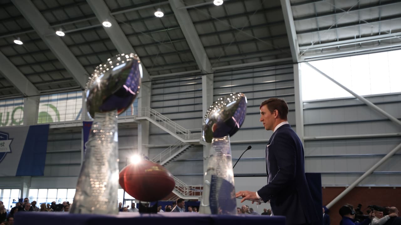 Flashback: Behind the scenes of Eli Manning's retirement ceremony