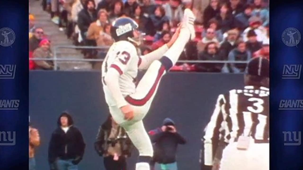 Dave Jennings, All-Pro Punter for Giants, Dies at 61 - The New York Times