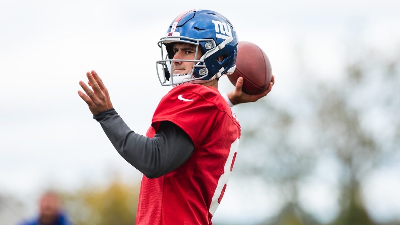 NY Giants defeat Redskins, 24-3, for Daniel Jones' first start at home